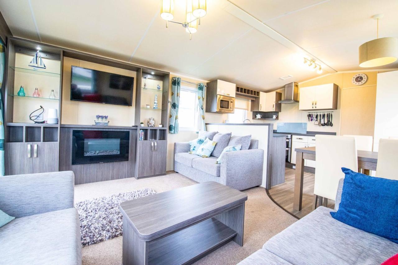 Big Skies Platinum Plus Holiday Home With Wifi, Netflix, Dishwasher, Decking Camber Eksteriør billede
