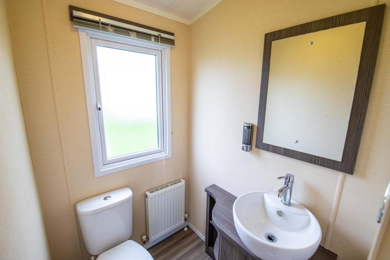 Big Skies Platinum Plus Holiday Home With Wifi, Netflix, Dishwasher, Decking Camber Eksteriør billede